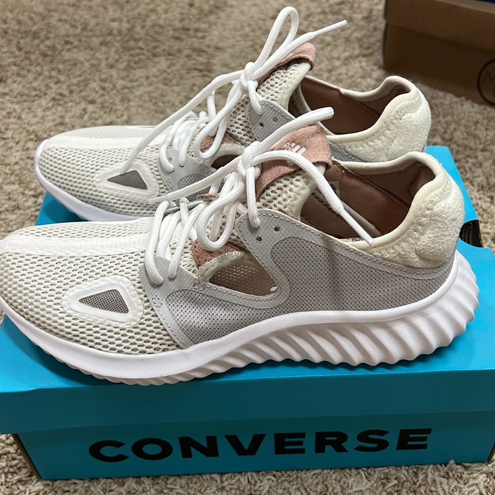 Adidas Bounce shoes